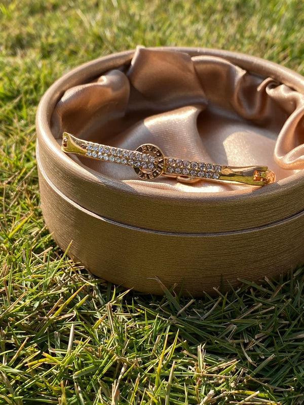 Golden Kara collection # 02