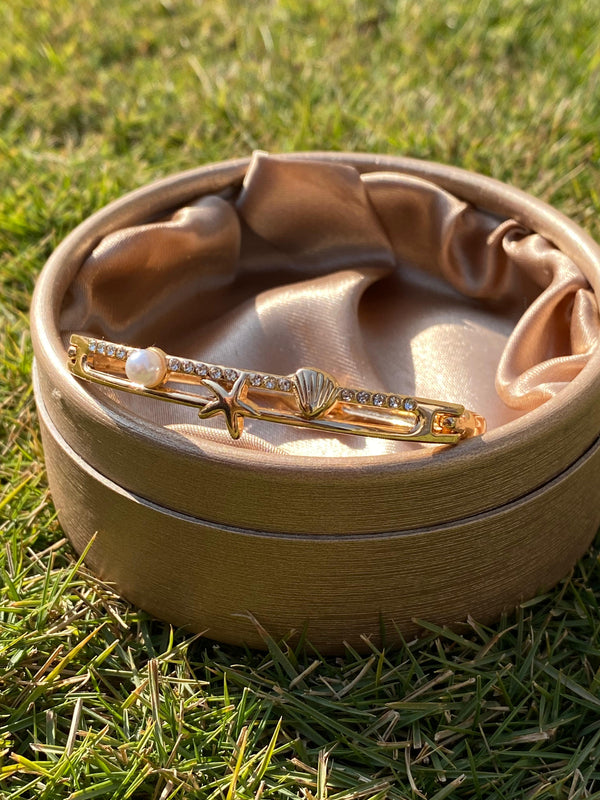 Golden Kara Collection # 04