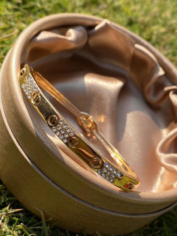 Golden Kara Collection # 06