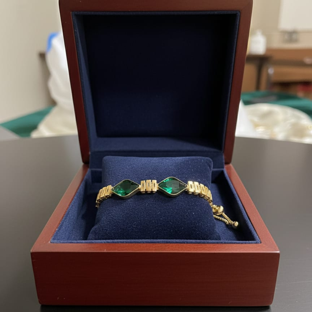 Fully Adjustable Slider bracelet with Green stone